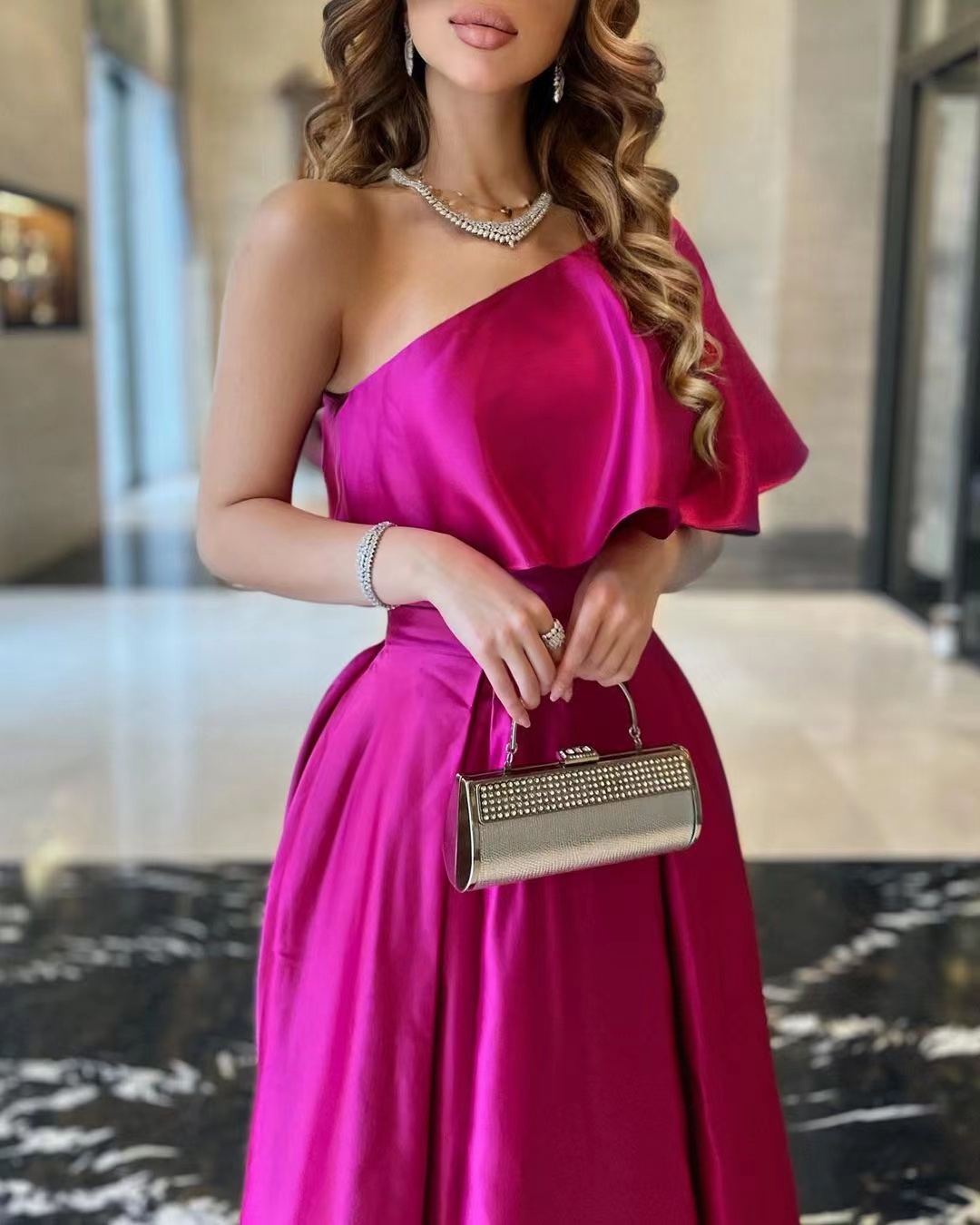 Santorini vestidos de ocasião  - Women Formal Wear Dubai avaliação e preço
